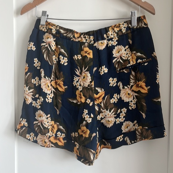 MANGO floral suiting short - Picture 3 of 4